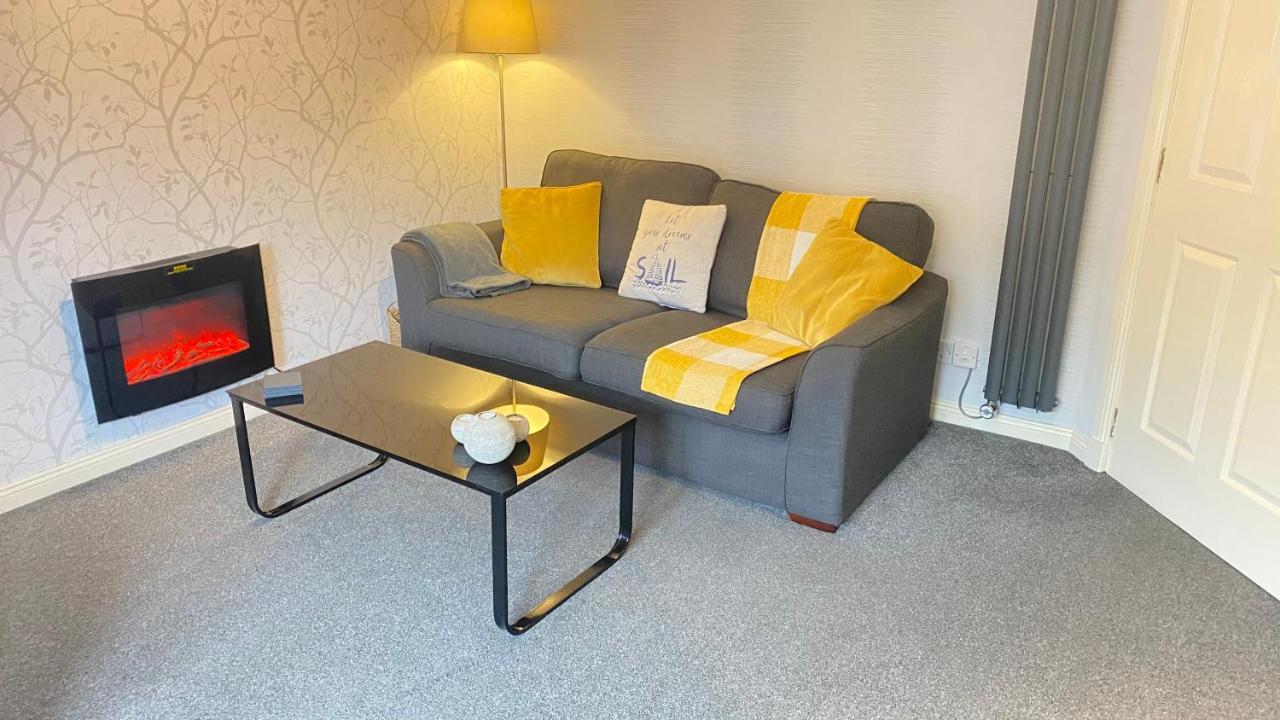 Paisley Central Apartment #3 Bagian luar foto