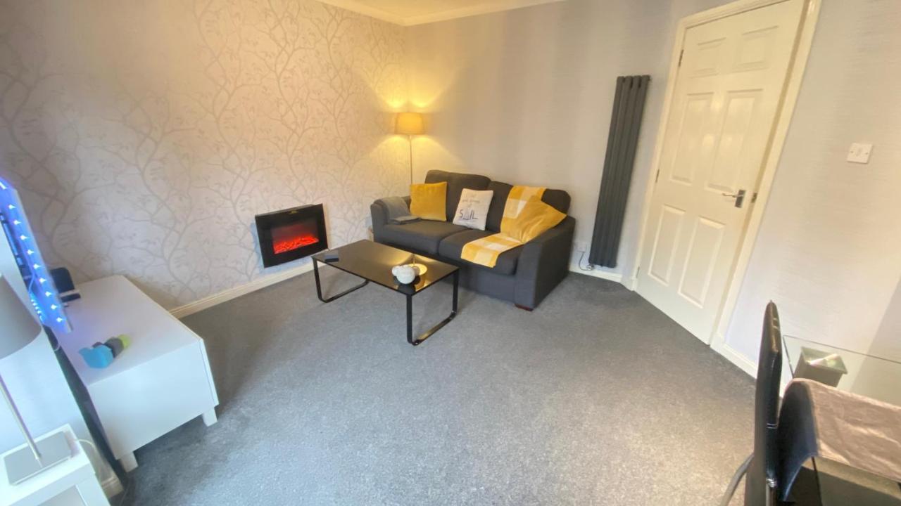 Paisley Central Apartment #3 Bagian luar foto