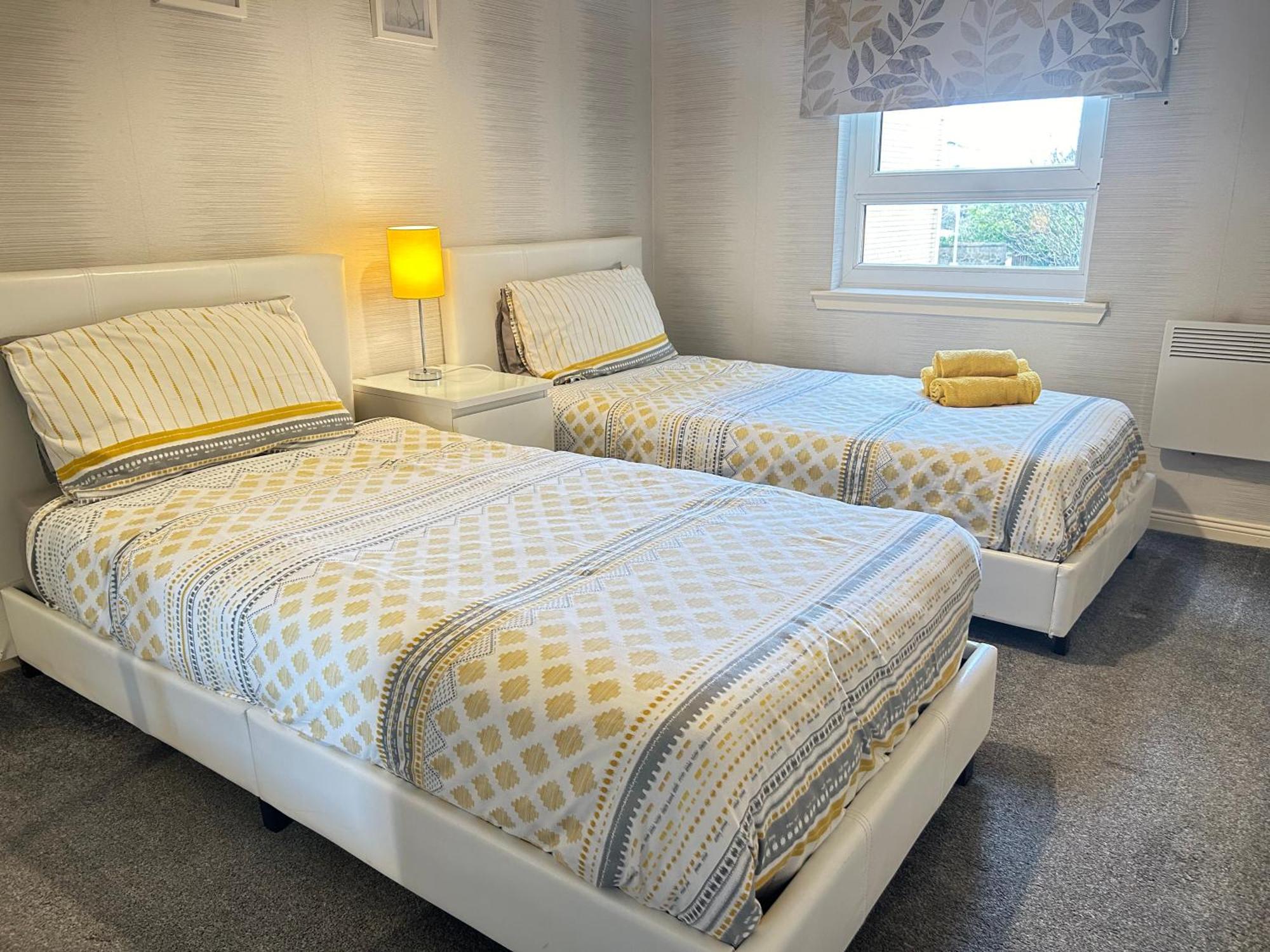 Paisley Central Apartment #3 Bagian luar foto